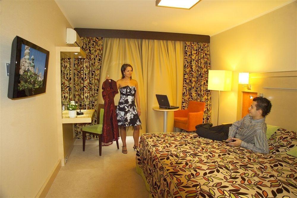 Hotel Sopron Exterior foto