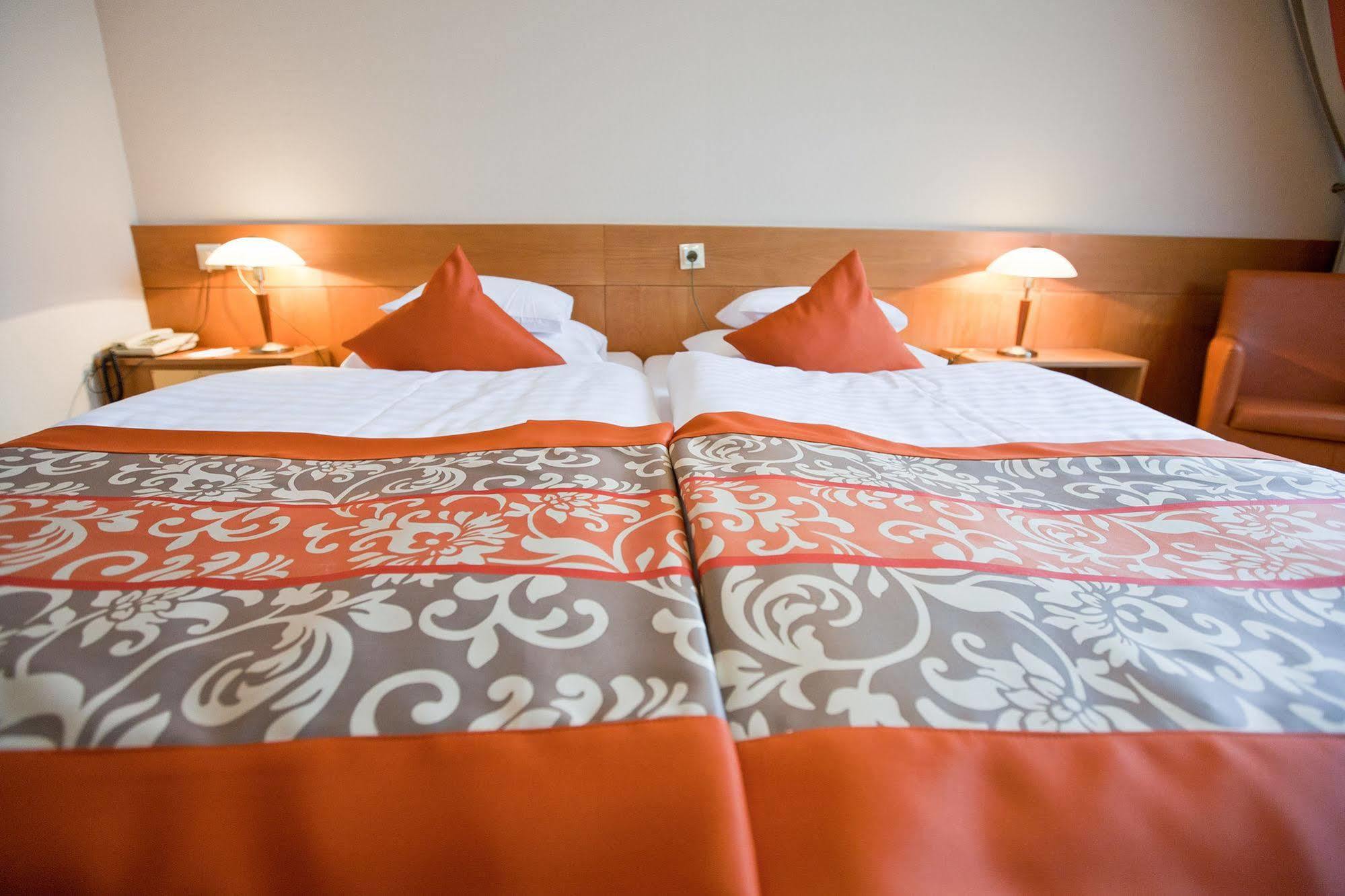 Hotel Sopron Exterior foto