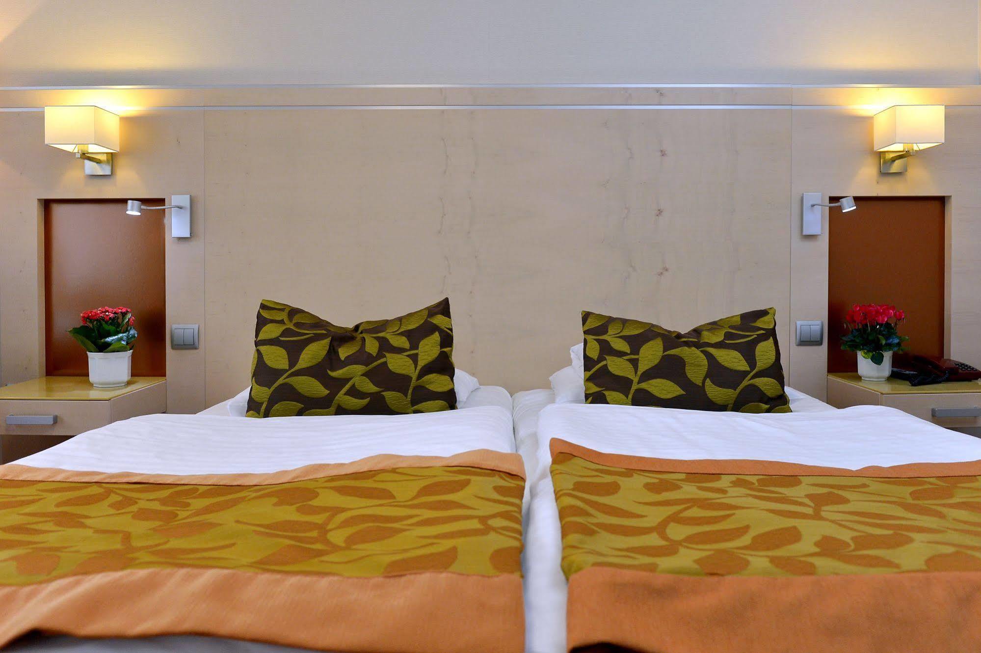 Hotel Sopron Exterior foto
