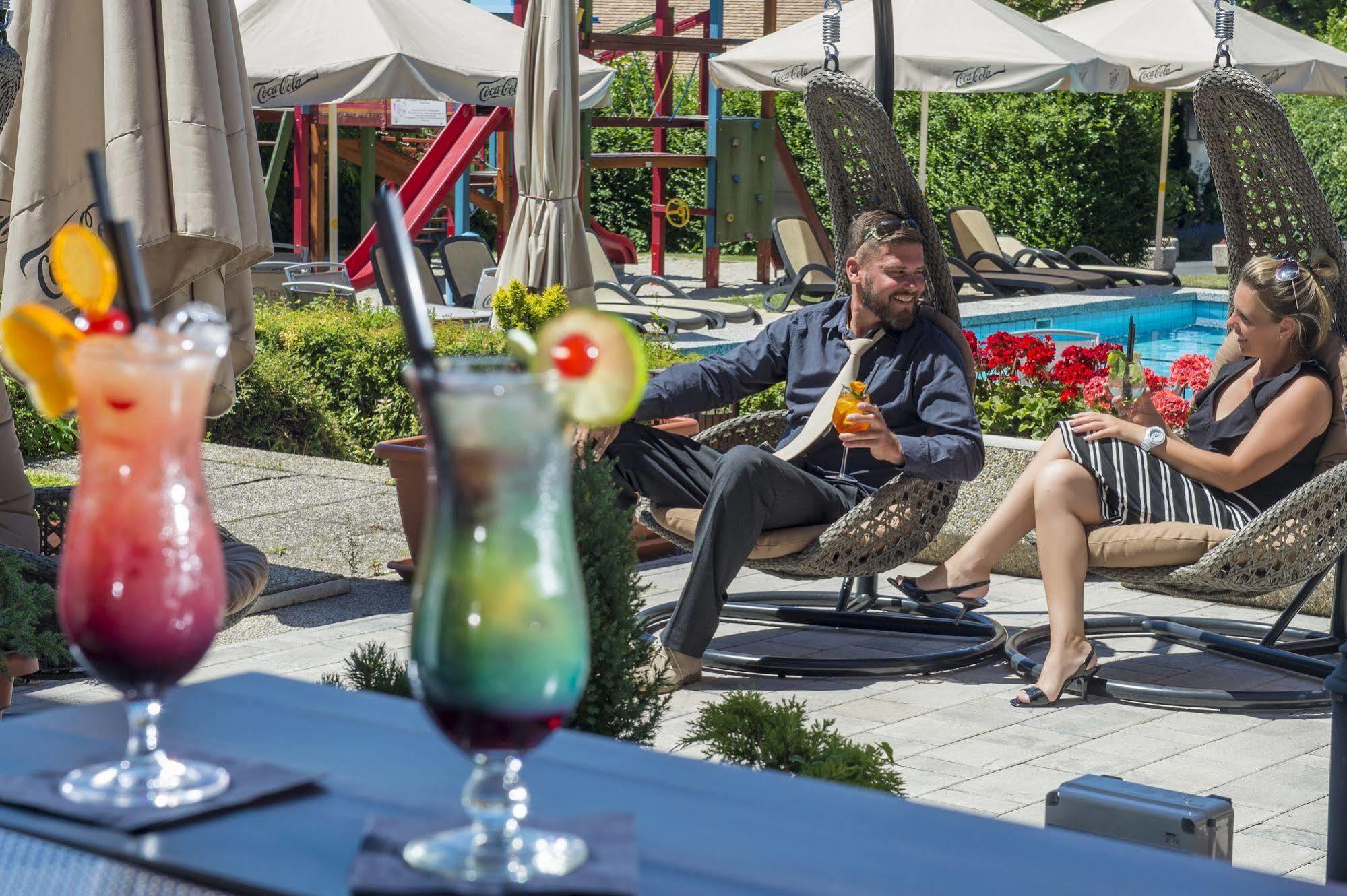 Hotel Sopron Exterior foto